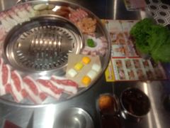 -哈哈碳都·牛肋条无限自助烤肉(宝龙店)