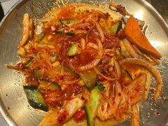 -草家酱蟹炭火烤肉店(珲春南路一店)