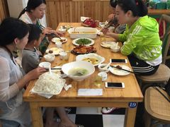 -乌镇那一年小院主题餐厅(甘泉西路店)