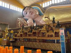-槟城泰国卧佛寺