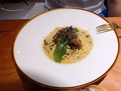 -POKEE VIA&Brunch·维娅(重庆来福士店)