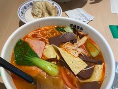 -蒙自源米线大王(东站店)