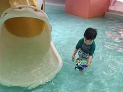 -涨巢·潮玩水疗局