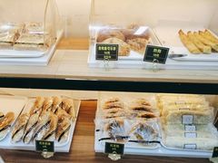 -韩国利尔面包(桂林路店)