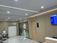 -上海大学附属上海和平眼科医院