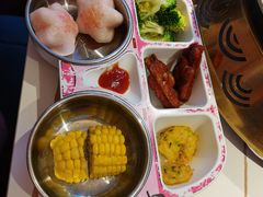 -阿瓦山寨·湘菜现炒·剁椒鱼头王(咸阳总店)