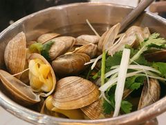 一桶蚬子-渔娘渔家丹东海鲜(东直门店)