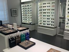 -目艮眼镜SHOWROOM(品牌集合店)