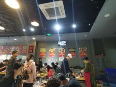 大堂-范贤光鸡公煲(平乐园总店)