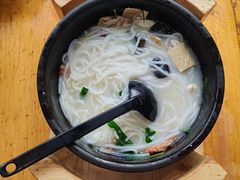 -桥香园过桥米线(国贸店)