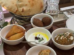 -ELI FALAFEL Lebanese&Mediterranean黎巴嫩美食(富城路店)