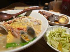 -荣家黄鱼面(南京西路店)