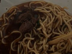 -柳州肥姨妈大骨螺蛳粉(万达中心店)