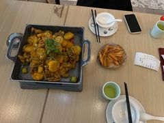 -精悦蓉(松江万达广场店)