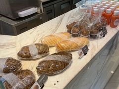 -面包新语(龙湖·西宸天街店)