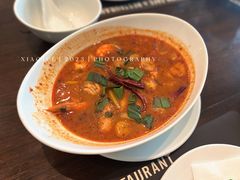 -Chom Cafe and Restaurant