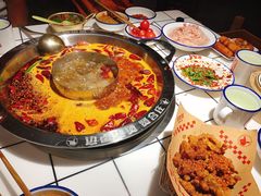 -贤合庄卤味火锅(时代广场店)