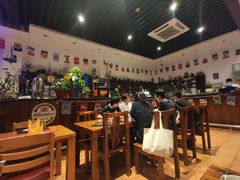 大堂-申德勒加油站餐厅(三里屯北小街店)
