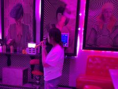 -W20 SHINING Party·K(悦豪和平路店)