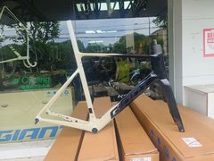 -GIANT捷安特自行车专卖店(金桥台儿庄路店)