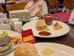 -OPEN開全日自助餐厅·牛肉火锅·海鲜(佛山希尔顿酒店)