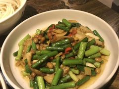 腊八豆炒牛肚-龙巢盱眙龙虾·牛蛙·烧烤宵夜(八卦岭店)