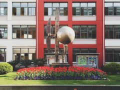 -上海市世外小学