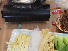 -花儿穆萨·烤肉餐厅(石马坪店)