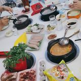 粤滚粤掂火锅店
