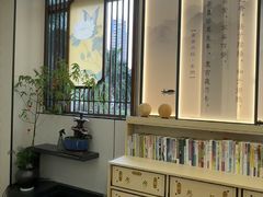 -艾博士·经络·推拿·正骨(湖景花园店)