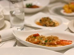 脆皮乳鸽-成都瑞吉酒店·宴庭中餐厅