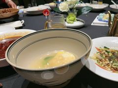 -艳阳天民俗村(公园路店)