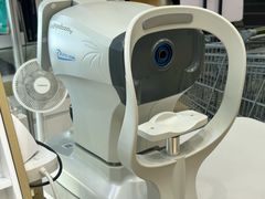 -美式眼镜·授权蔡司.依视路.尼康.豪雅.明月(南翔印象城店)
