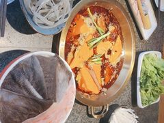 -小天鹅火锅·一线江景洪鼎旗舰店(洪崖洞店)