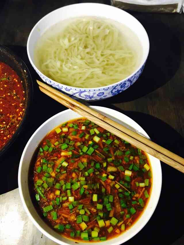 手工摆汤面(将军山古镇店)-"位置在将军山古镇,一个类似于袁家村的