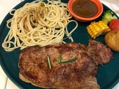 -丽莎沙拉轻食餐厅(国贸店)