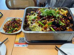 -干老庆贵州留一手烤鱼·地摊火锅(财经大学店)
