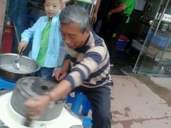 -楠柏弯休闲山庄(梨花溪店)
