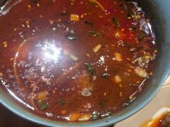 -爆炸头阿姨小四川正宗川味小吃(无任何分店)