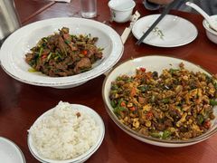-湖南人家湘菜馆(镇江路店)