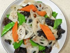 -爱月宝月嫂育儿嫂(太原店)