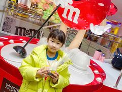 -m豆巧克力世界(上海世茂广场店)
