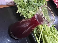 -果松木炭酸菜铜火锅·外婆参鸡汤