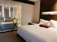 -青岛海尔洲际酒店