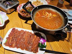 -黄泥岗·地道湖北菜(奥特莱斯店)