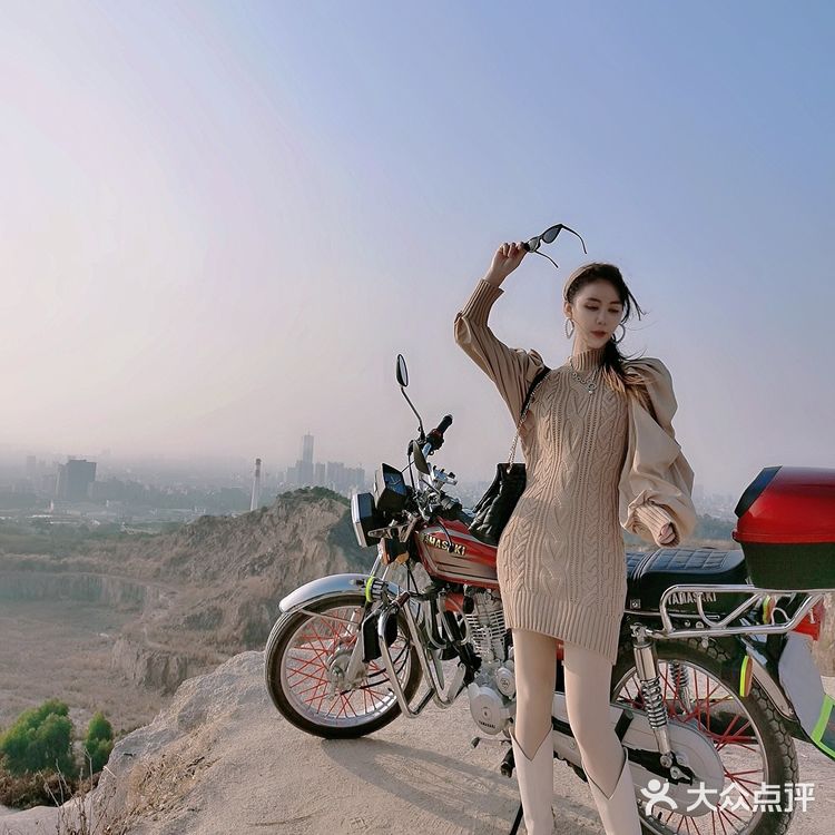 东莞厚街白石山采石场|免费大片场景🌆