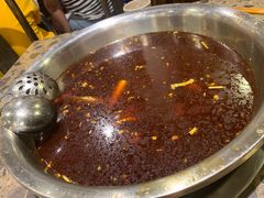 -肖肖酸萝卜鱼火锅(总店)
