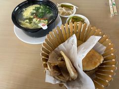 -闫家驴肉老店(华电一校店)