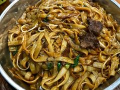 干炒牛河-牛一煲美食(江高店)