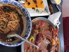 -撒拉人家.酸菜牦牛肉火锅